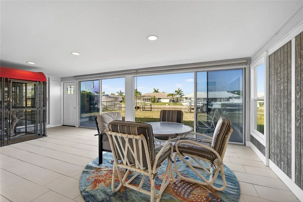 Photo of 523 VIA CINTIA