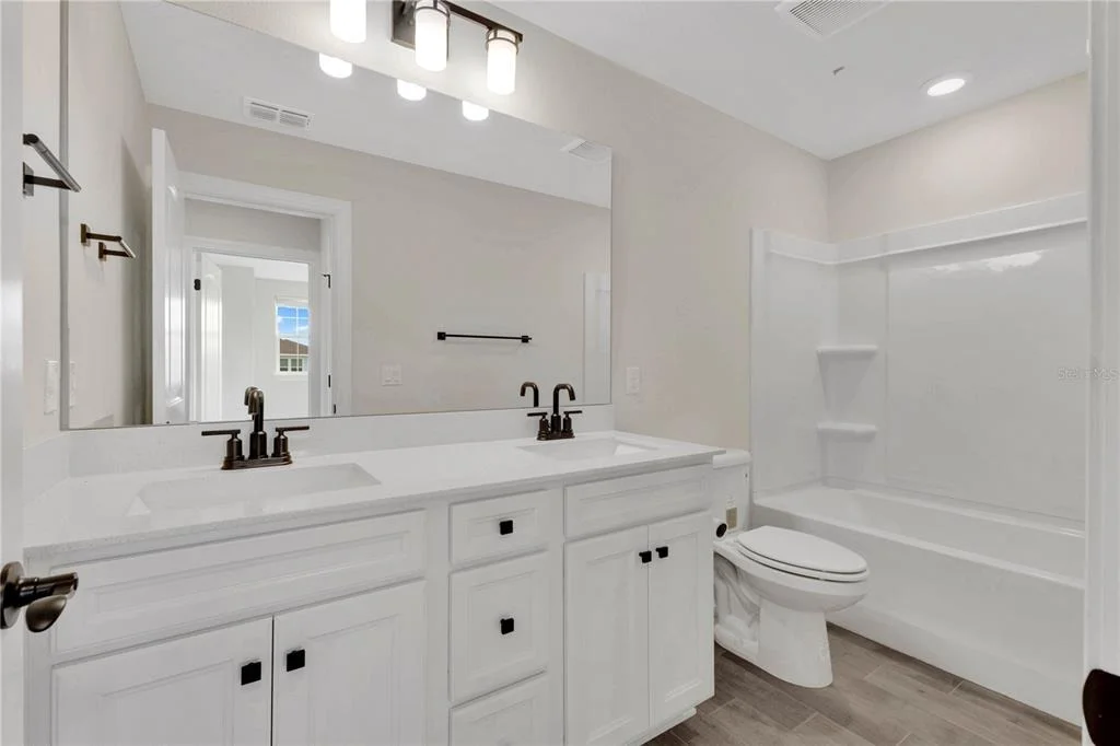 Photo of 6035 BLUE VIEW WAY