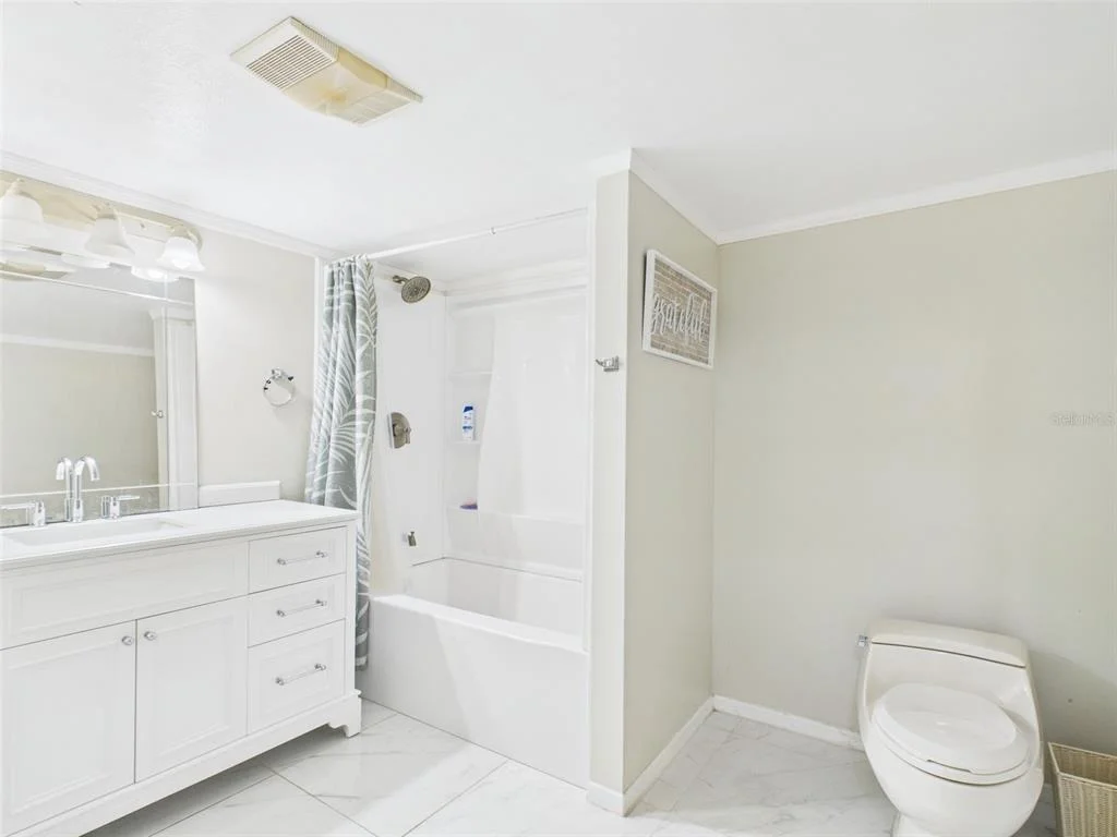 Photo of 13014 LINCOLN ROAD