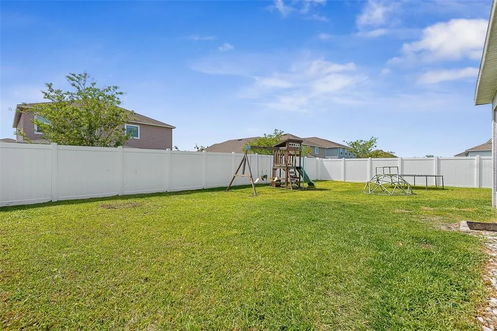 Photo of 123 OAKLEAF WAY