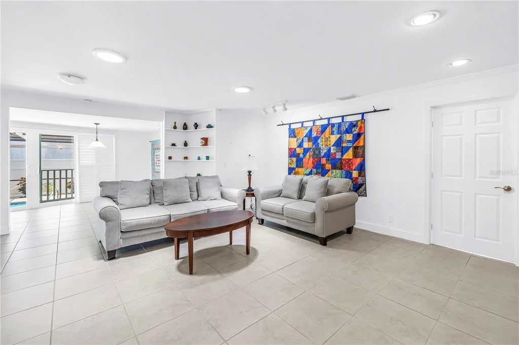 Photo of 3000 HERON PLACE