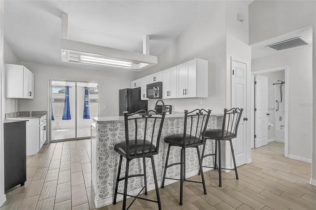Photo of 879 NANTUCKET ROAD