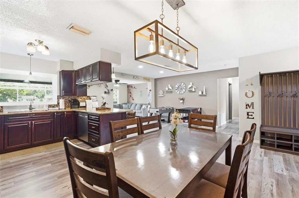 Photo of 2460 BEACON GROVES BOULEVARD