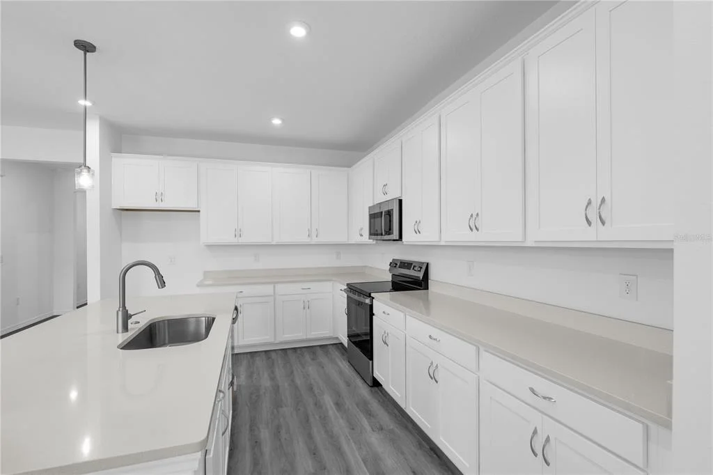 Photo of 6080 RIVER FARM AVENUE