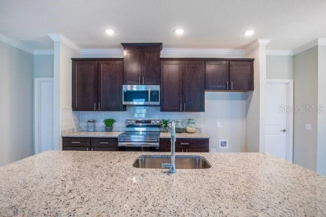 Photo of 39 POPLAR DRIVE