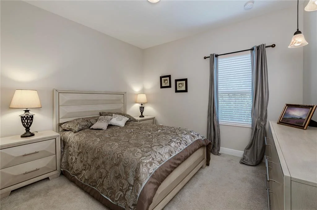 Photo of 1117 THORNBURY DRIVE