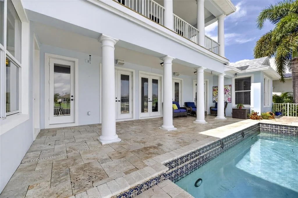 Photo of 715 ISLEBAY DRIVE