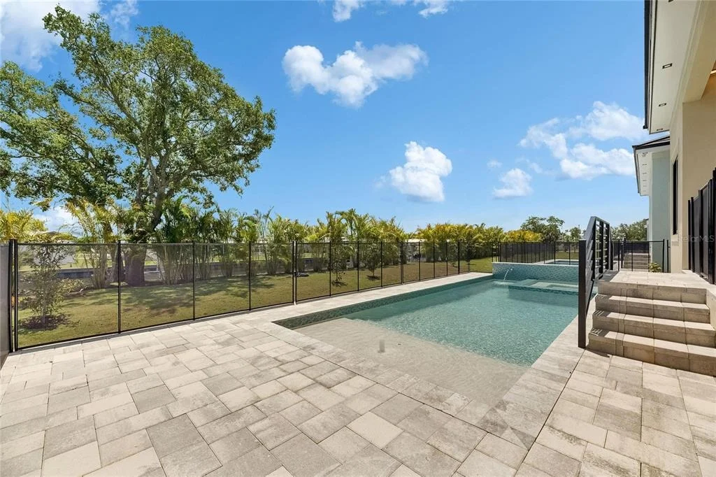 Photo of 6532 SIMONE SHORES CIRCLE