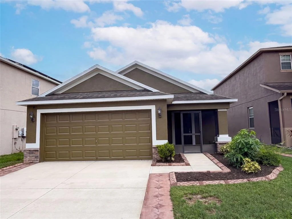 Photo of 10418 WHITE PEACOCK PLACE