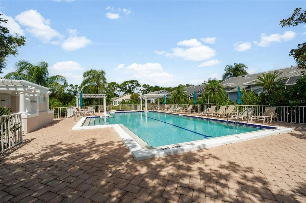 Photo of 7617 WHITEBRIDGE GLEN
