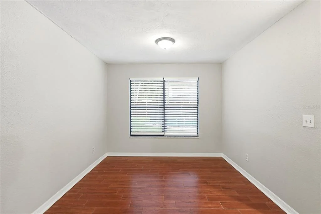 Photo of 483 SPRUCEVIEW DRIVE