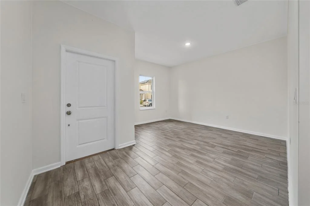 Photo of 6404 SPRUCEPINE LANE