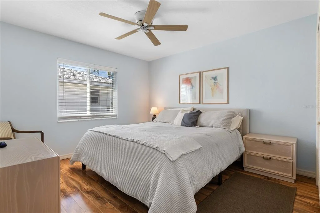 Photo of 308 COLONY POINT DRIVE