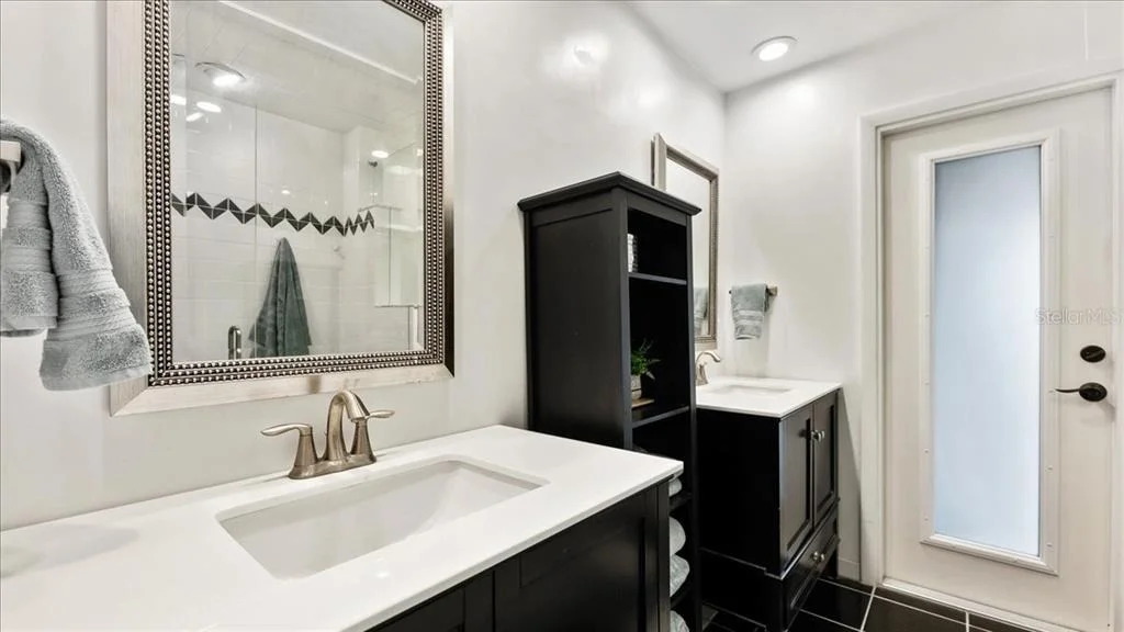 Photo of 4 SLOOP DRIVE