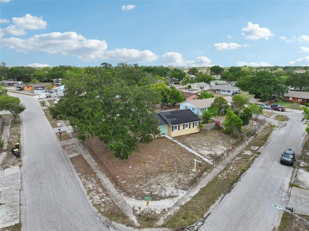 Photo of 503 HOLT CIRCLE