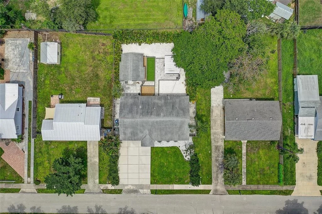 Photo of 2121 PALM TERRACE
