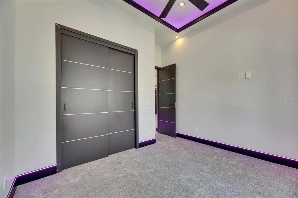 Photo of 6532 SIMONE SHORES CIRCLE