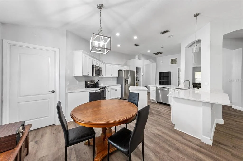 Photo of 1365 SHOOTINGSTAR LANE