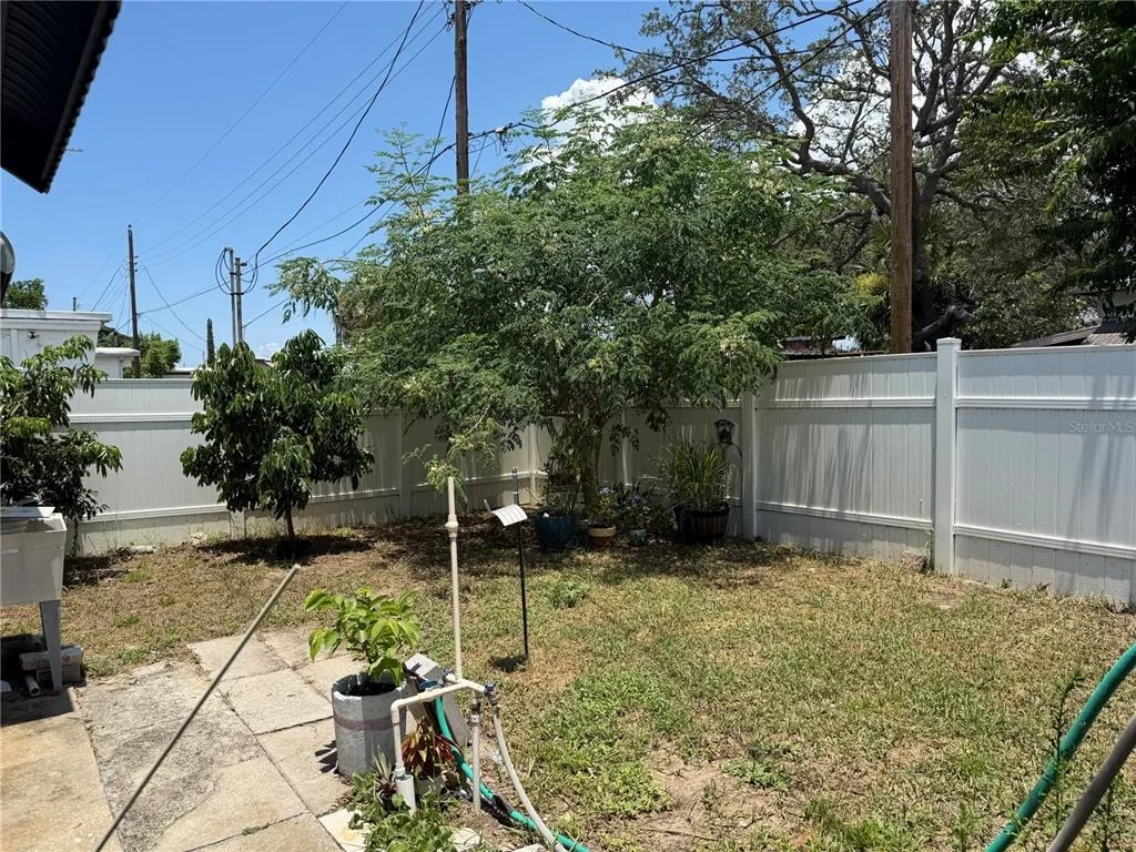 Photo of 2044 HOYLE DRIVE