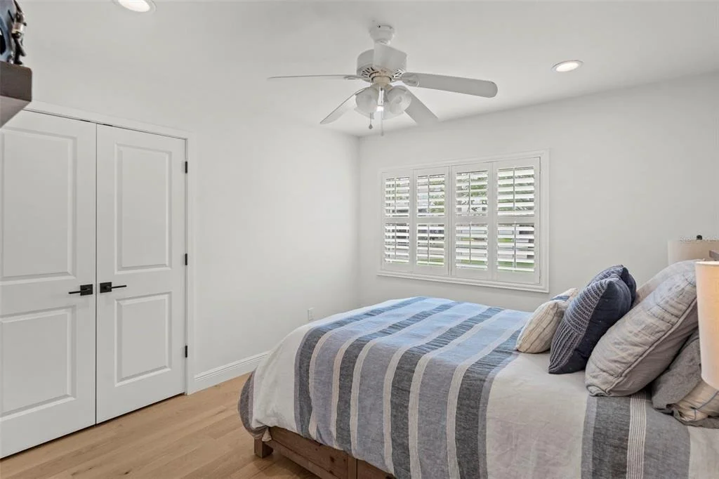 Photo of 480 W DAVIS BOULEVARD