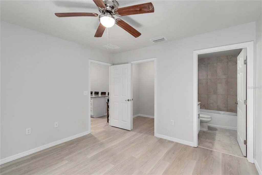 Photo of Unit A at 607 SE 4TH DRIVE