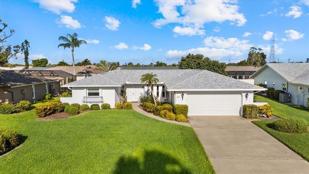 Photo of 1233 PINEBROOK WAY