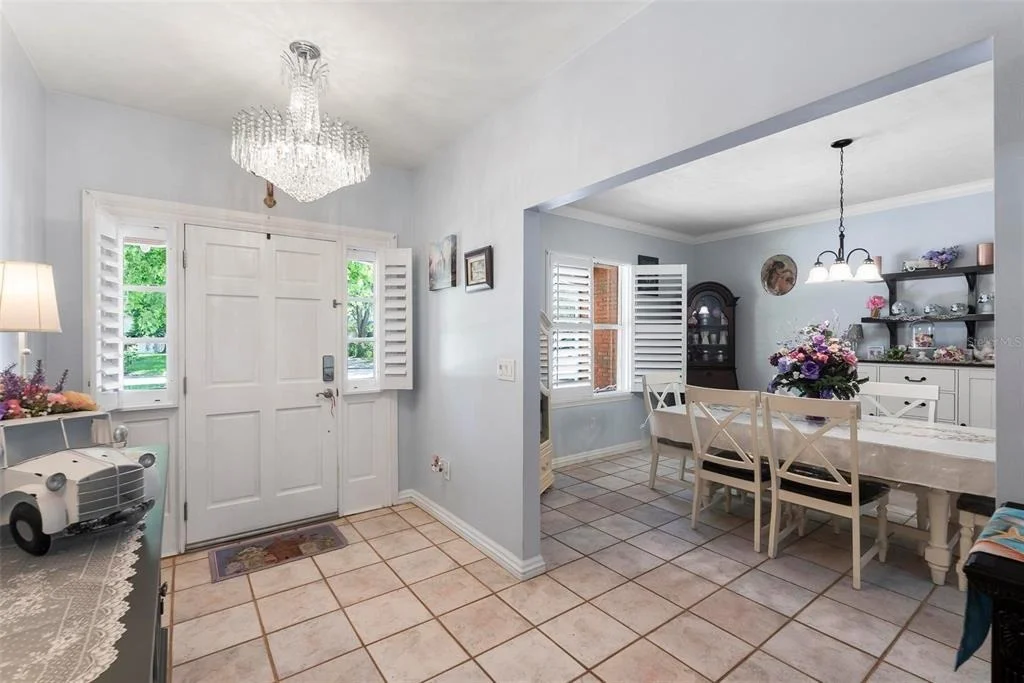 Photo of 27 WINDING CREEK WAY