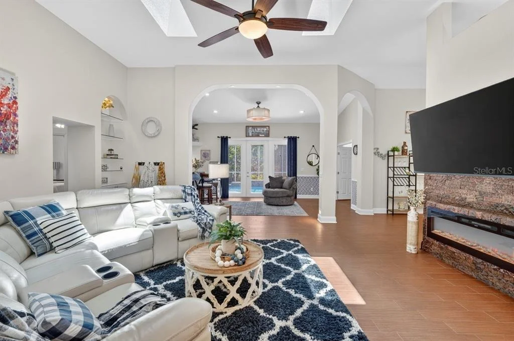 Photo of 941 GEORGE HECKER DRIVE