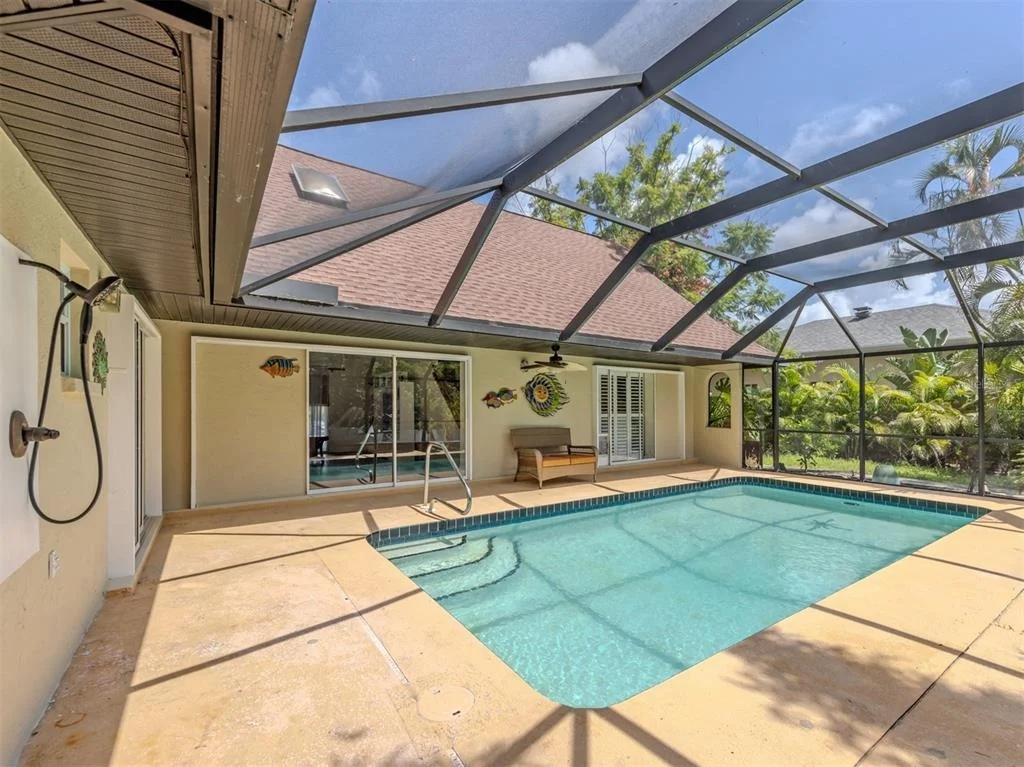 Photo of 1533 FUNDY ROAD