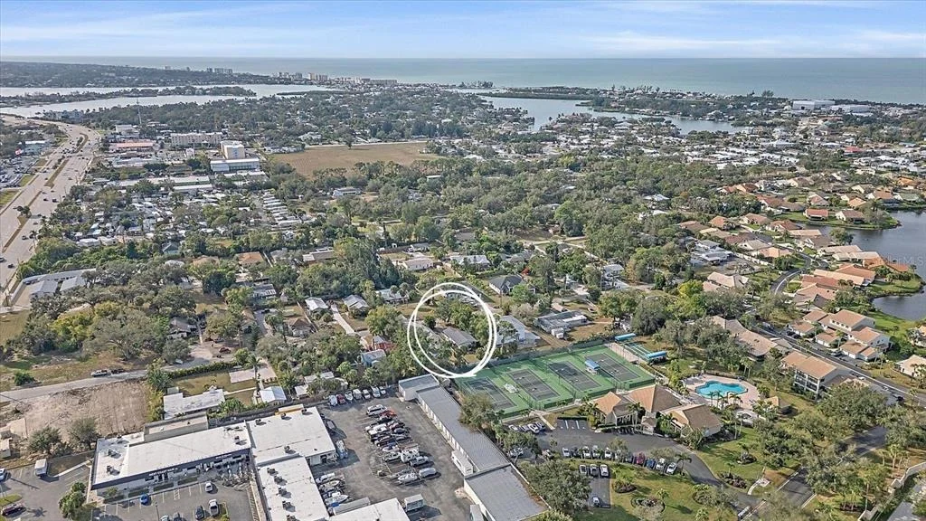 Photo of 140 AVENIDA DE LA ISLA