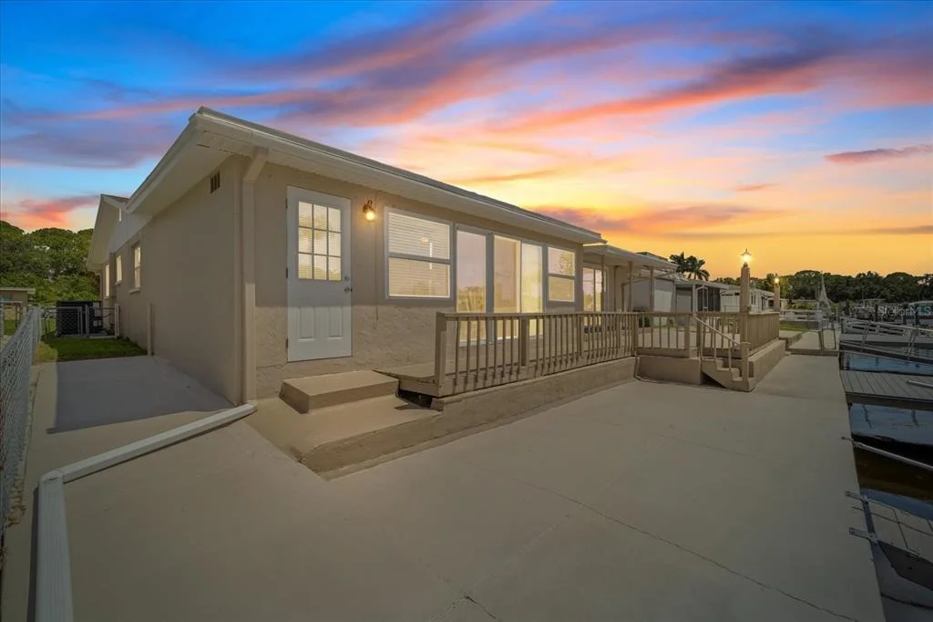 Photo of 4933 SHELL STREAM BOULEVARD
