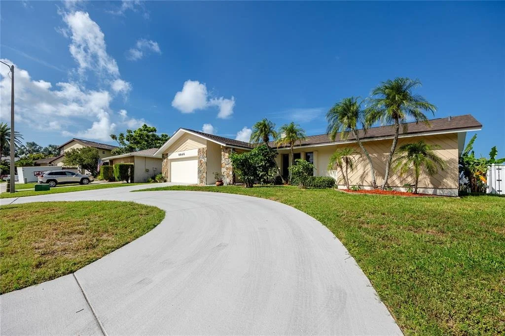 Photo of 8046 BAYHAVEN DRIVE