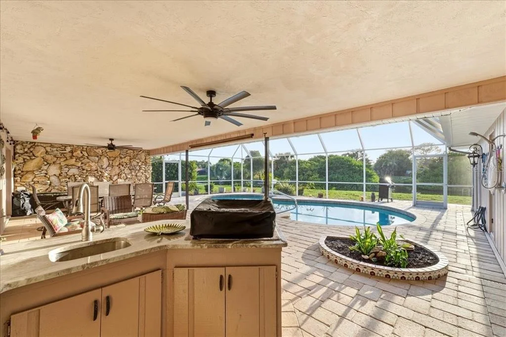 Photo of 413 SIGNORELLI DRIVE
