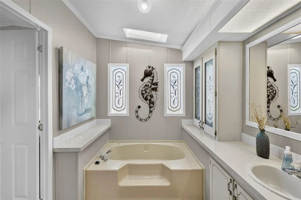 Photo of 512 LA PLAYA CIRCLE