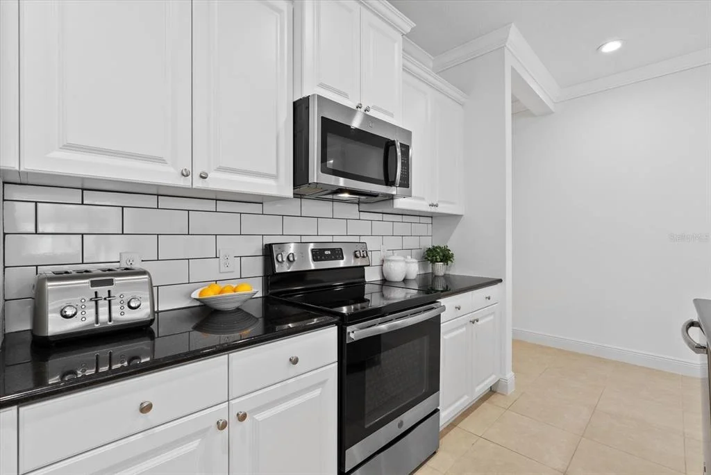 Photo of 7526 RIDGELAKE CIRCLE