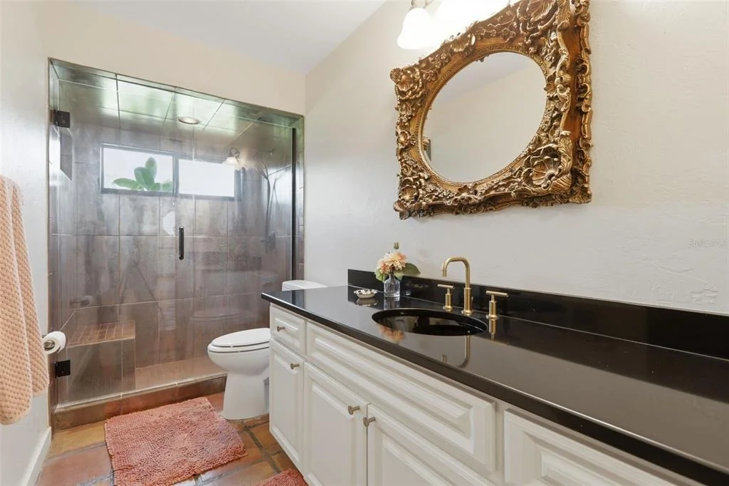 Photo of 881 PINTO CIRCLE