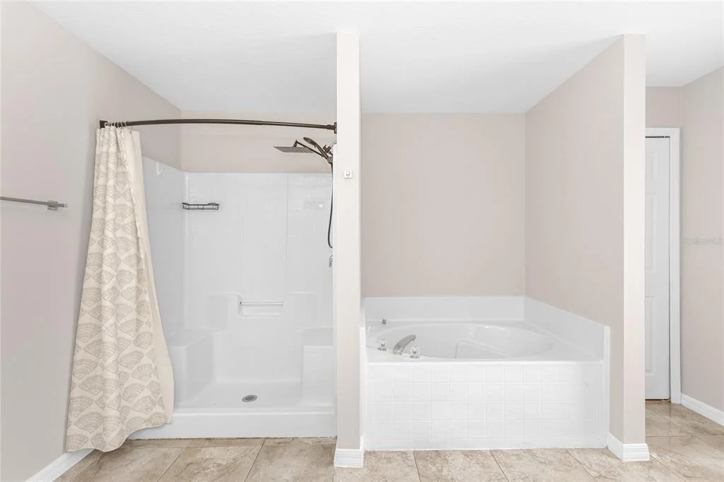 Photo of 104 SANDERLING DRIVE