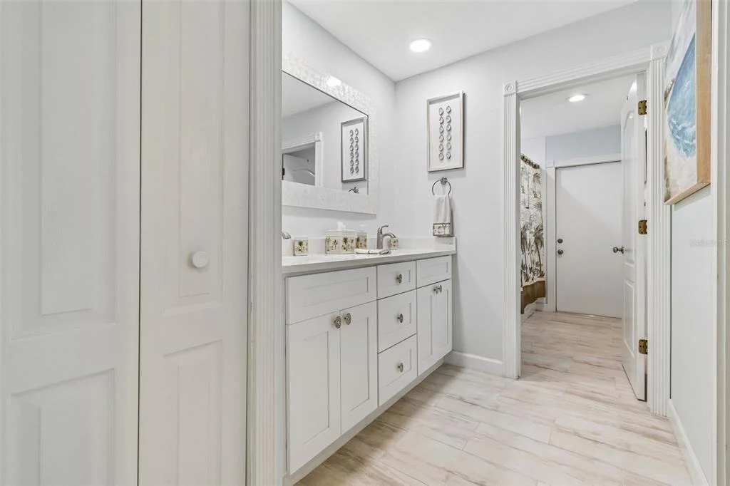 Photo of 4627 TRAILS DRIVE