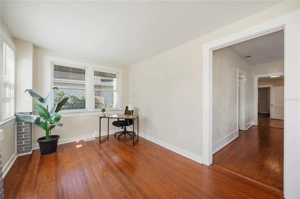 Photo of 2710 3RD AVENUE W