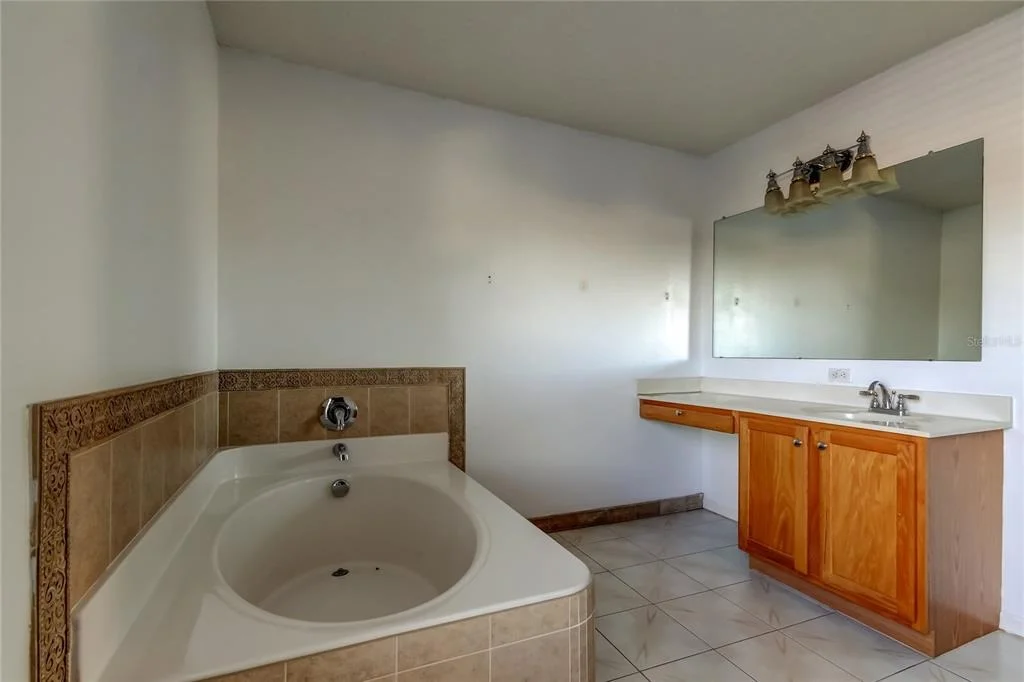 Photo of 11309 OUTRIGGER AVENUE