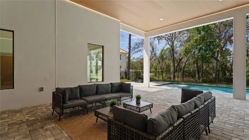 Photo of 1447 BIRD ROAD