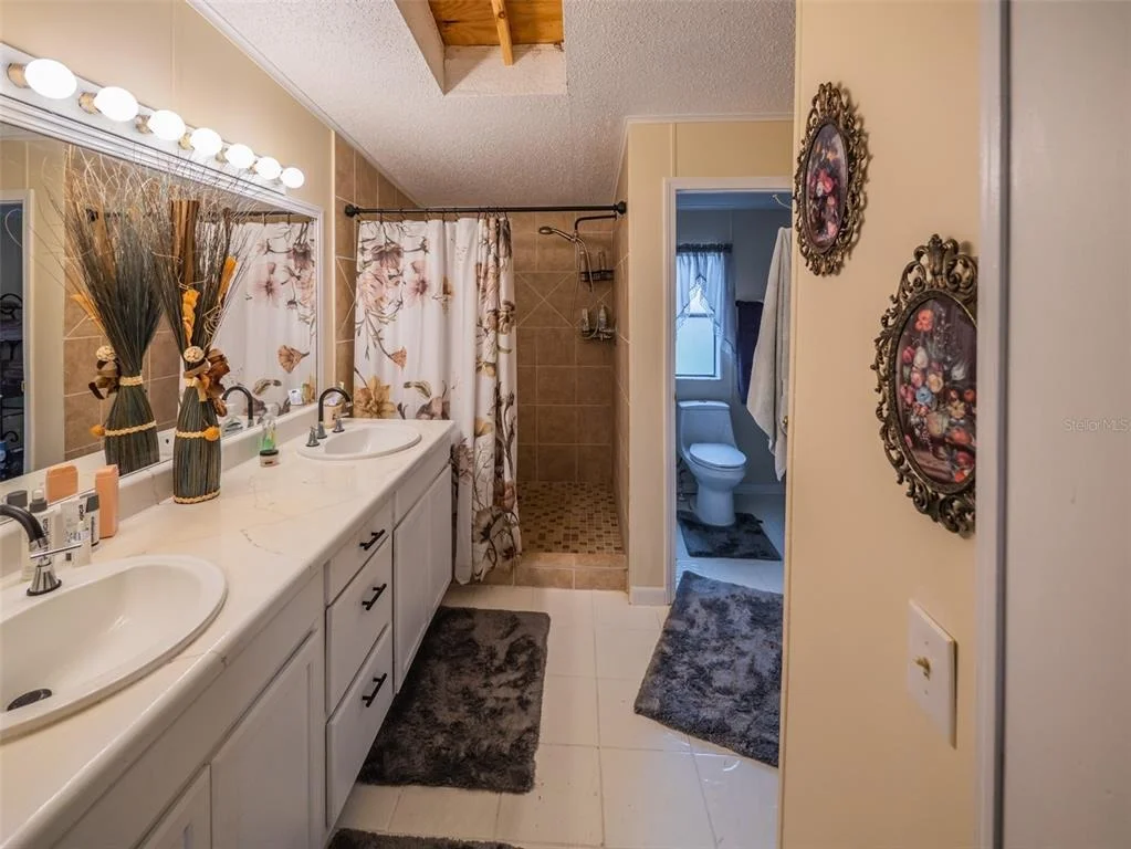 Photo of 4634 BELLE GROVE
