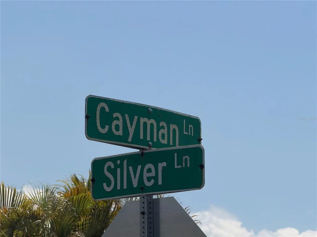Photo of 16201 CAYMAN LANE