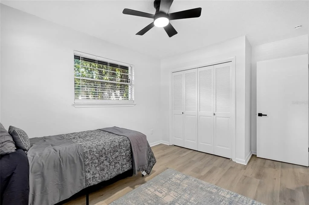 Photo of 5212 CLARENDON ROAD