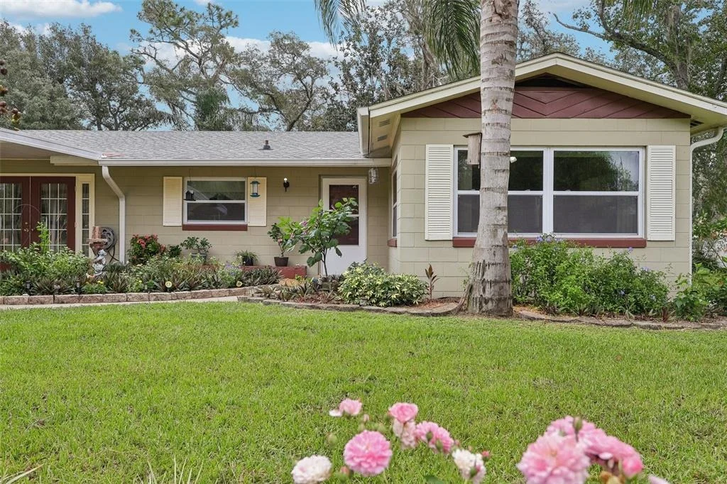 Photo of 37350 OAK LANE