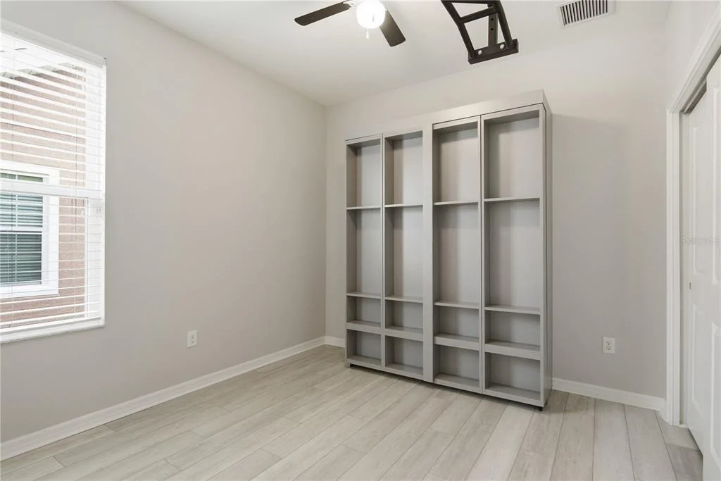 Photo of 6410 FALLING OAK TRAIL