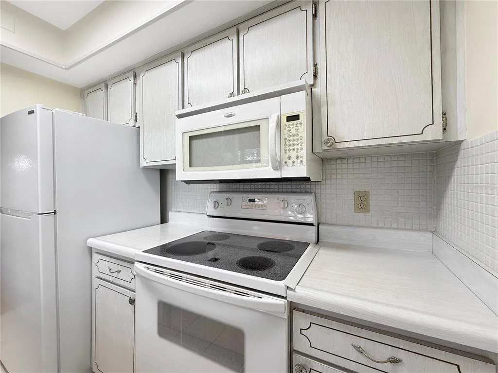 Photo of Unit 2F at 1701 PINEHURST ROAD