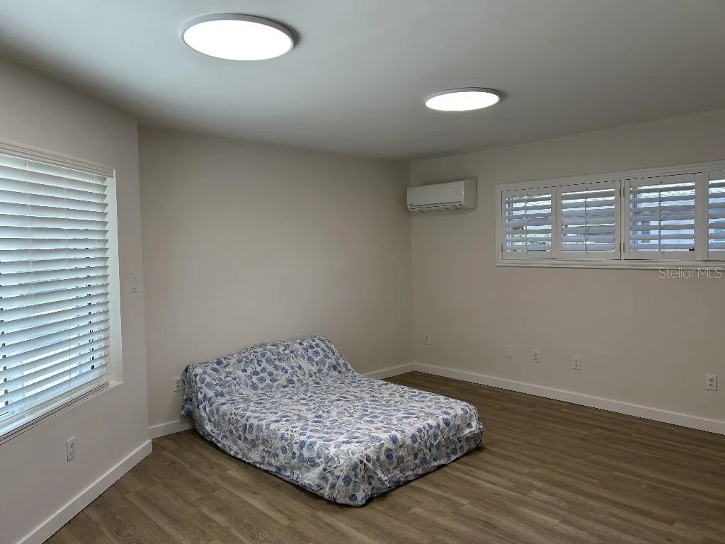 Photo of 307 ORANGEWOOD LANE