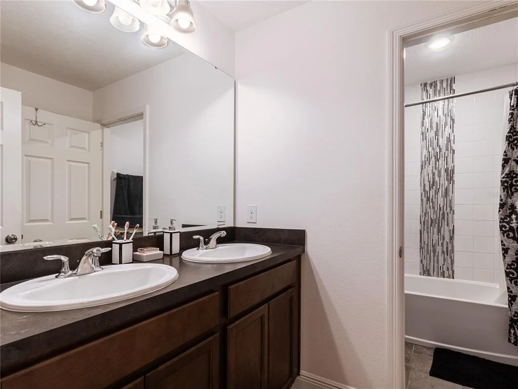 Photo of 2737 NOTTEL DRIVE