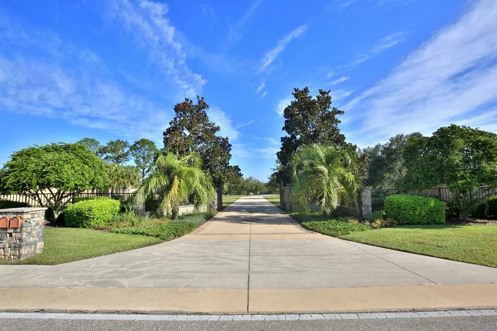 Photo of 11035 SE SUNSET HARBOR ROAD